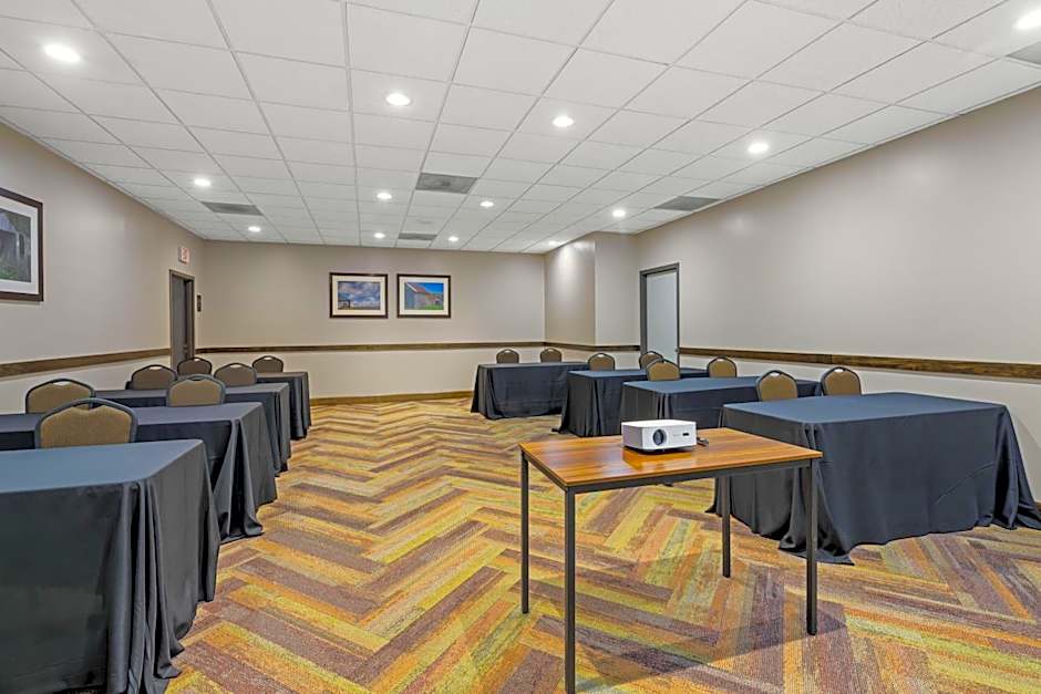 Best Western Plus Wooster Hotel & Conference Center