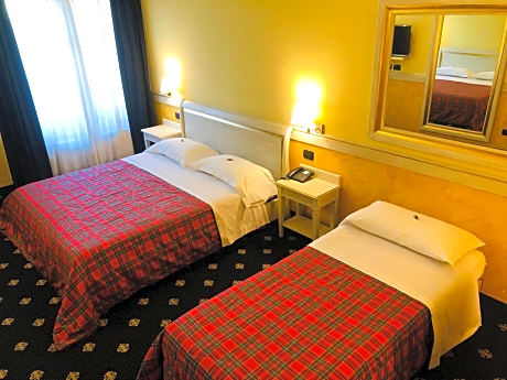 Classic Triple Room