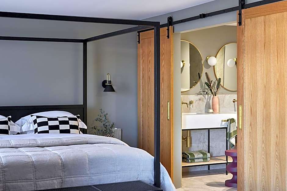 Central Caleula Motor Lodge