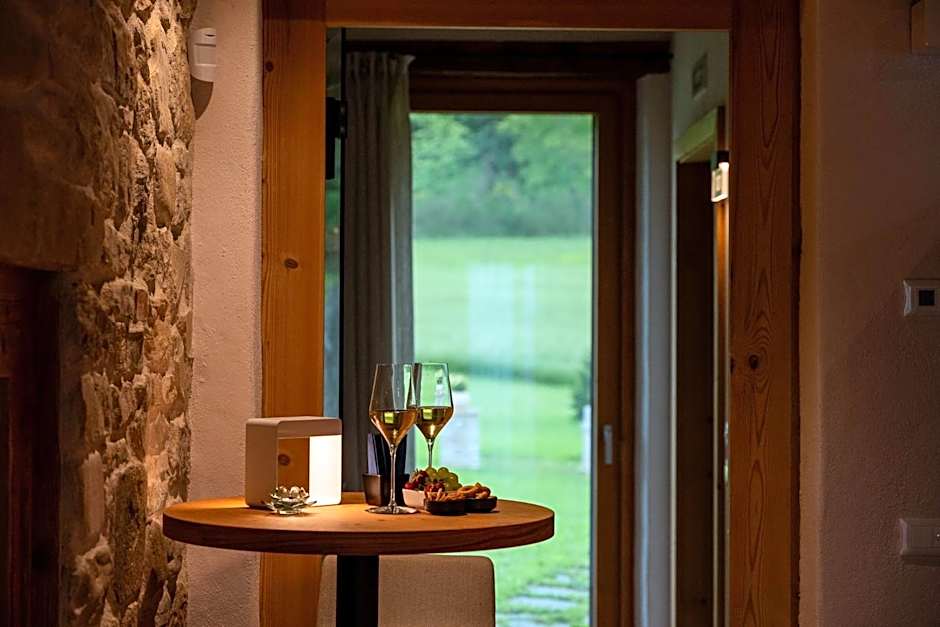Aura Relais