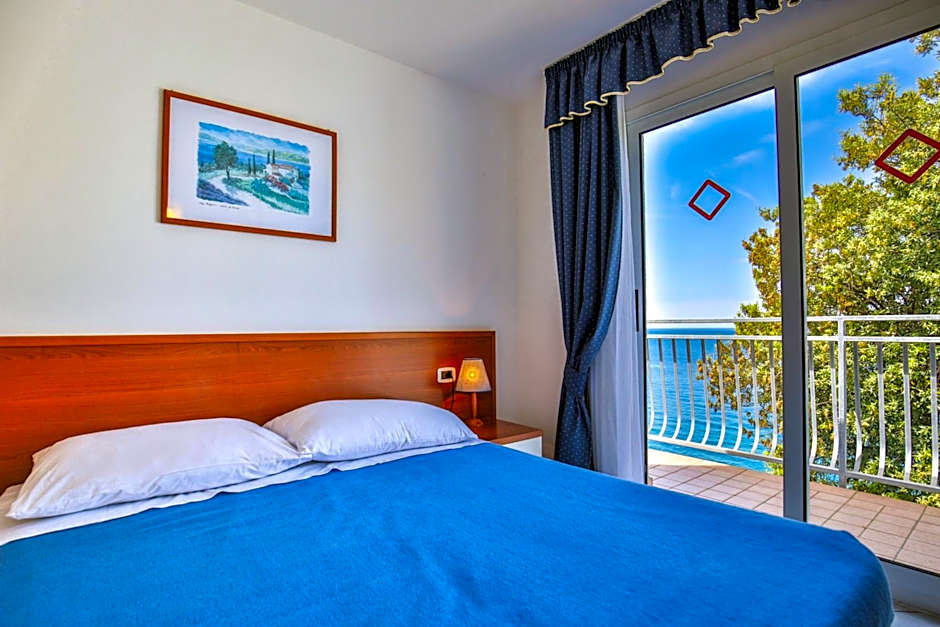 Foto 1 dari 5 — Superior 1 Bedroom Apartment, Sea View