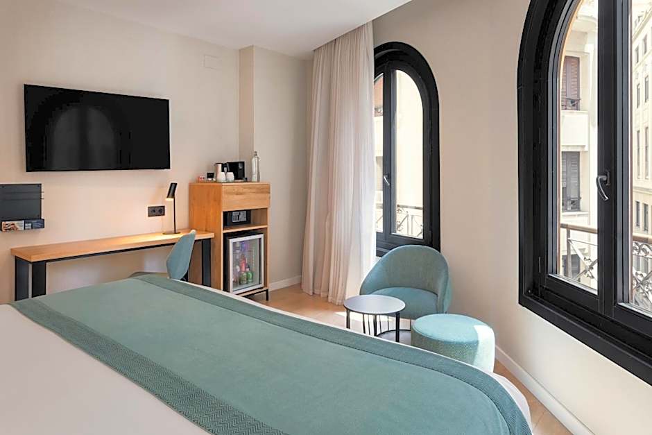 Catalonia Excelsior Hotel