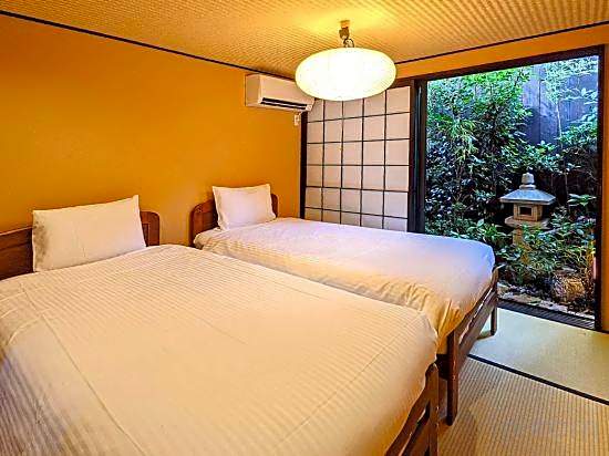 Inn Plus General Castle Nijo