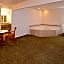 Holiday Inn Express & Suites Logan