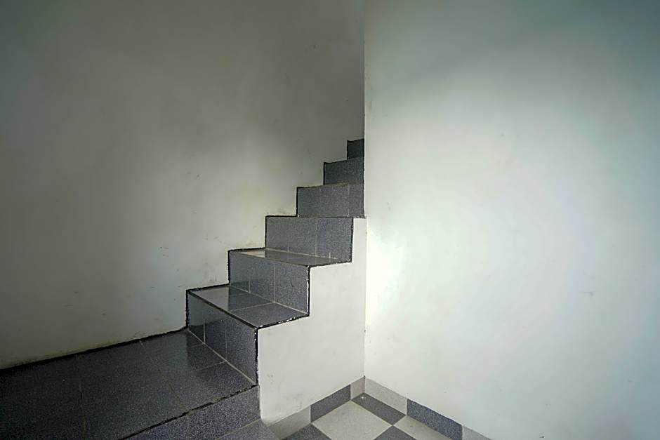 OYO 1266 Green Palm Kostel Syariah