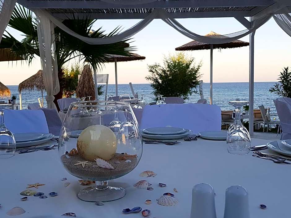 Glaros Beach Hotel