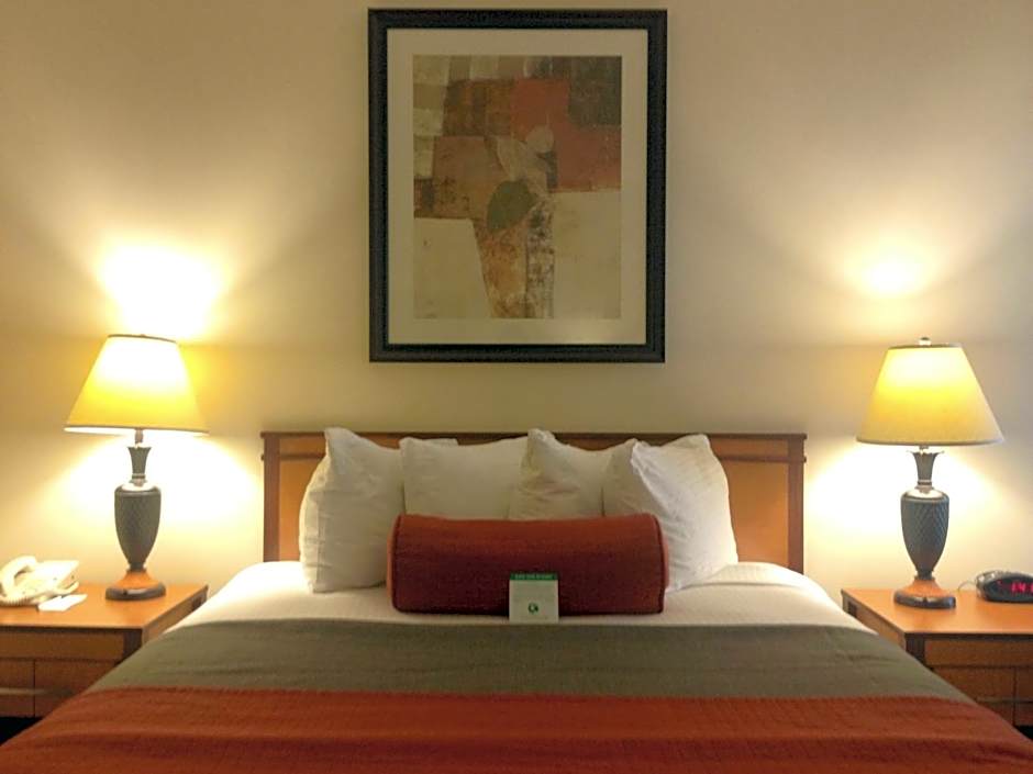 Mikado Hotel