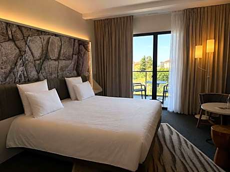 Superior Double/Twin Room with Balcony