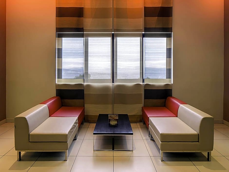 Ibis Constantine