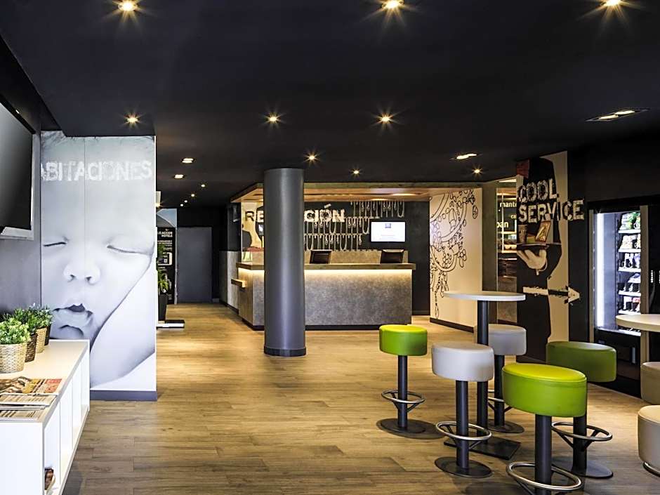 Ibis Budget Málaga Aeropuerto Avenida de Velazquez