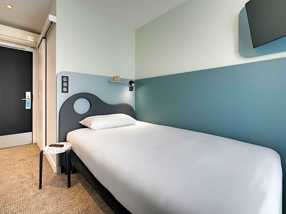 ibis Styles Paris Cadet Lafayette