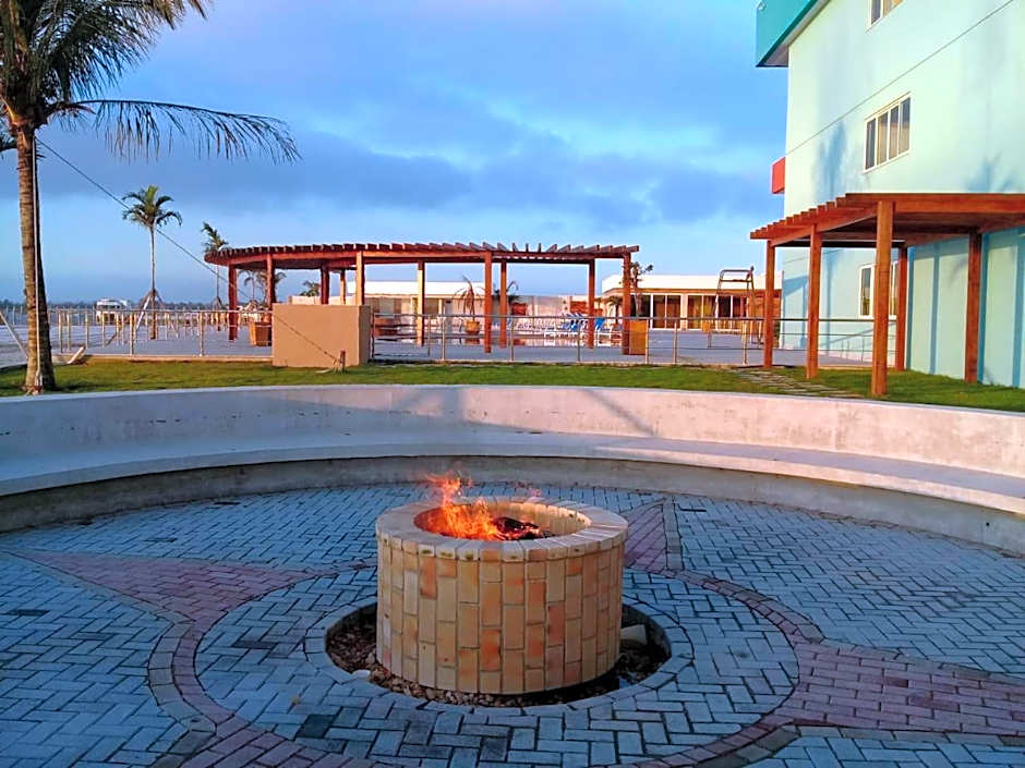 Golden Lake Apart-Hotel