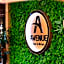 Avenue Hotel