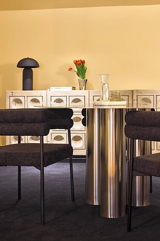 Hotel Diplomat Sydney