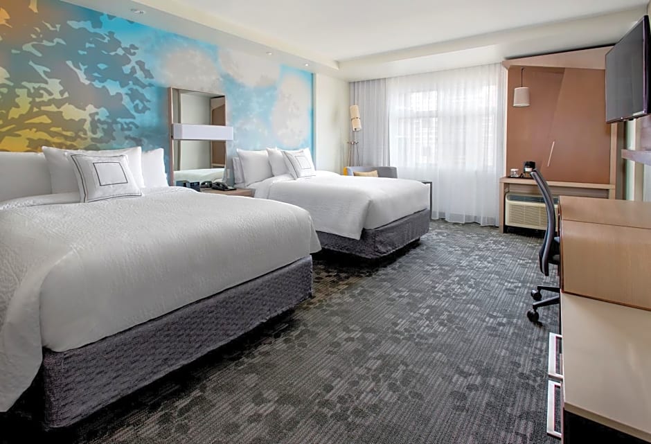 Courtyard by Marriott Schenectady at Mohawk Harbor
