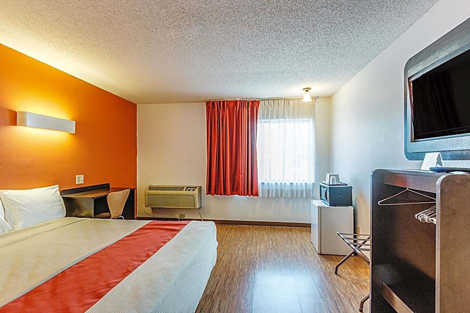 Motel 6-Wisconsin Rapids, WI