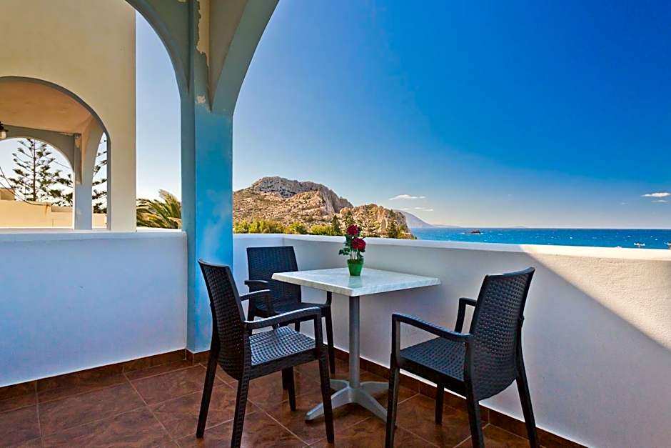 Montemar Studios & Apartments