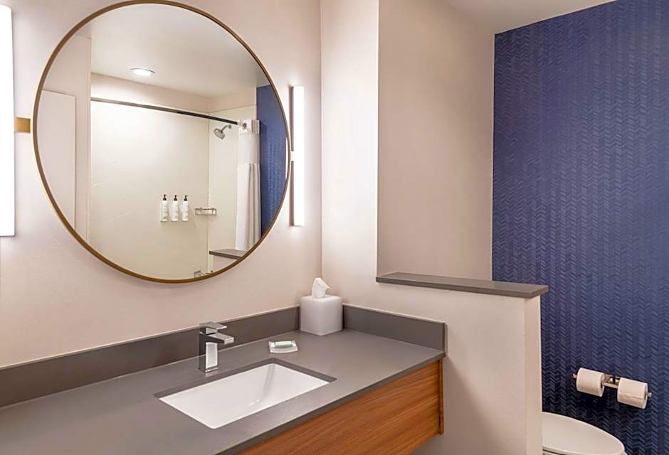 Fairfield by Marriott Inn & Suites Detroit Taylor