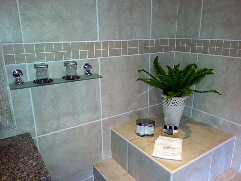 Casa Flora Guesthouse