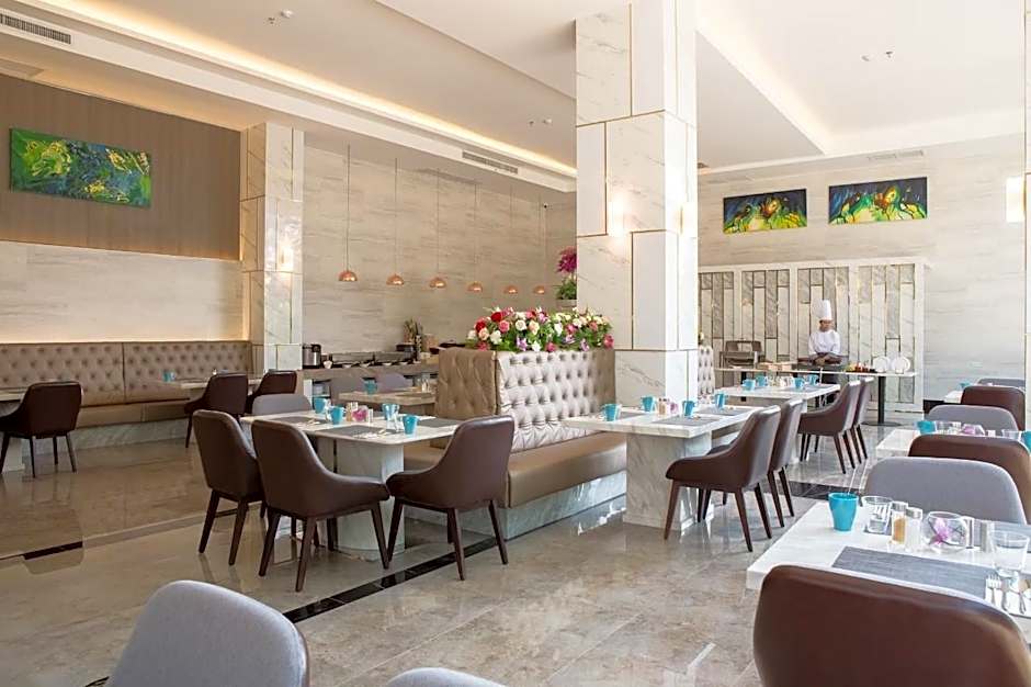 Elegant Airport Hotel