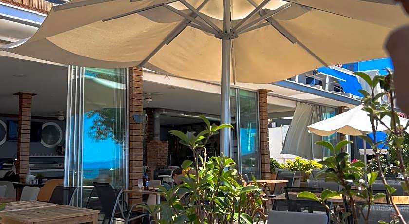 Akkan Beach Hotel