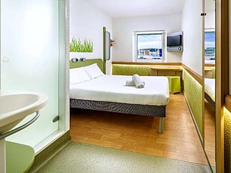 Classic Room with 1 double bed