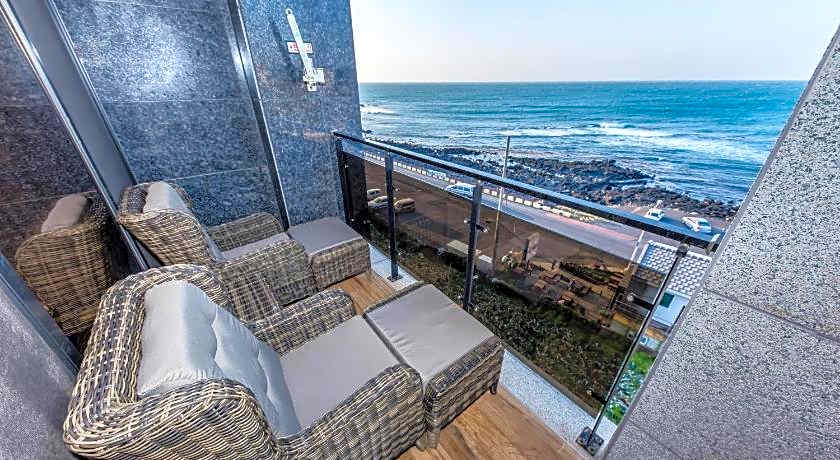 Dyne Oceano Hotel