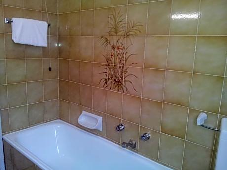 Economy Double or Twin Room