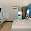 Je T'aime Hotel