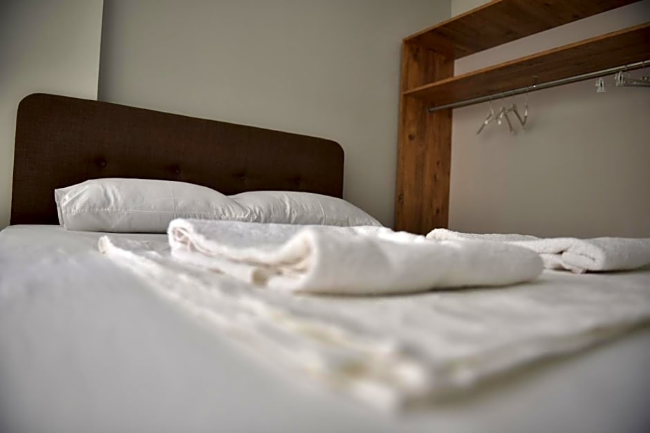 Yesilyurt Otel – Antalya, NJ