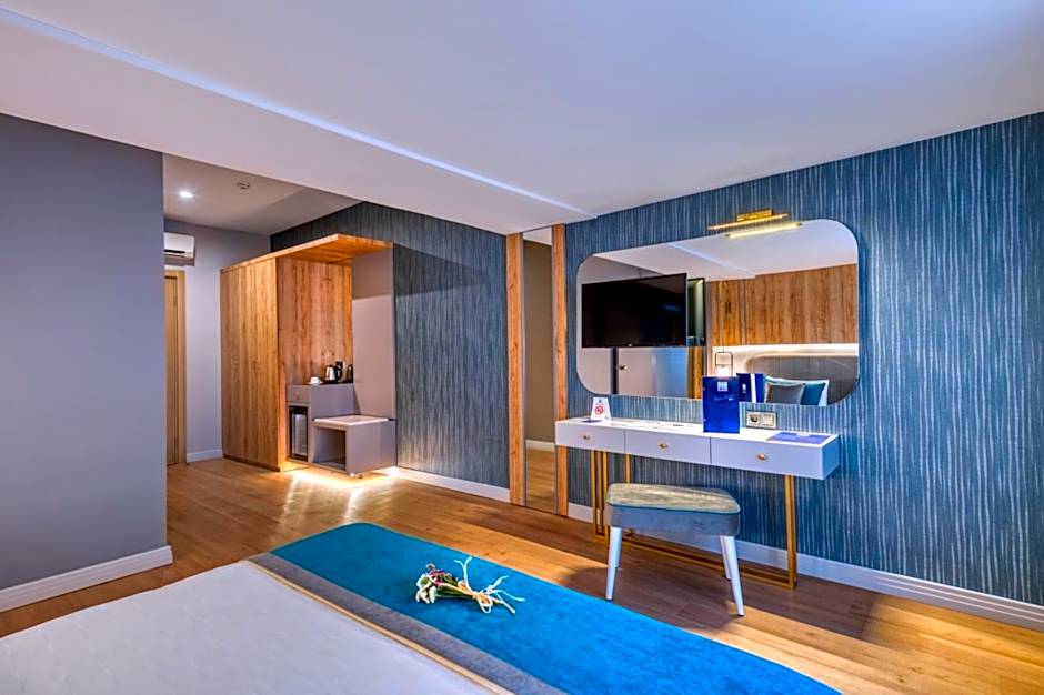 Sealife Lounge - Adult only