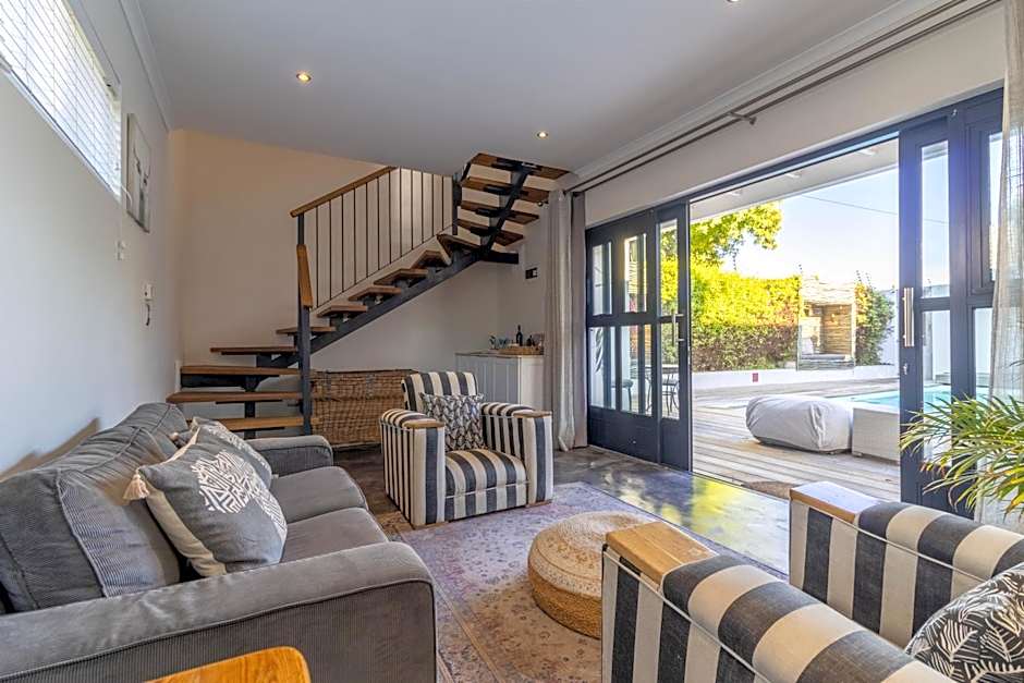 Whale Rock Luxury Lodge