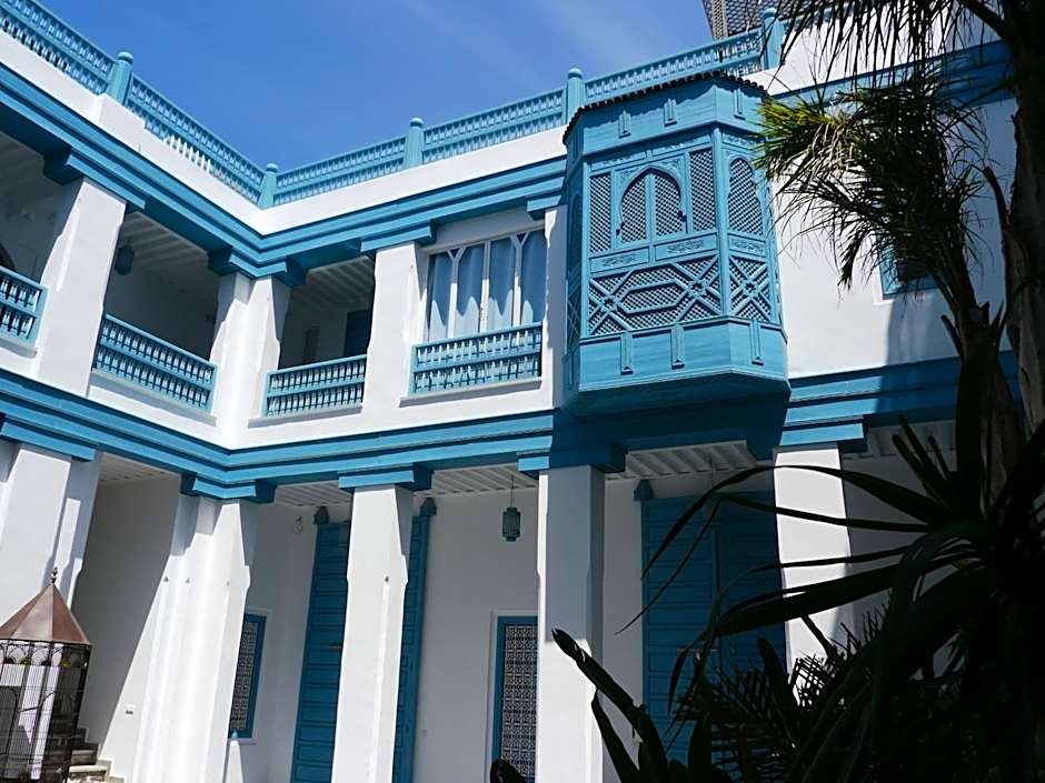 Riad Le Perroquet Bleu Suites & Spa
