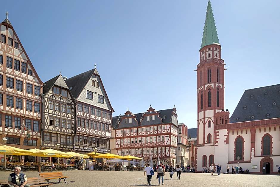 Premier Inn Frankfurt City Centre