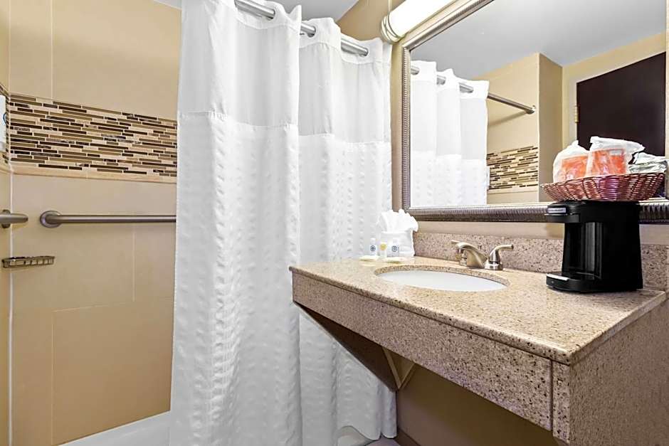 Comfort Suites Lumberton North