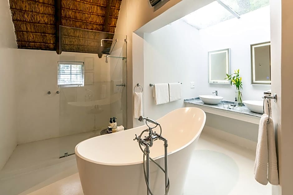 Hunters Country House