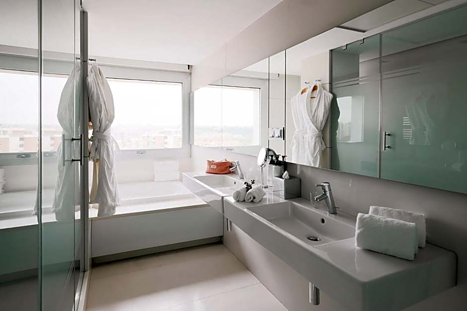 voco Madrid Retiro By IHG