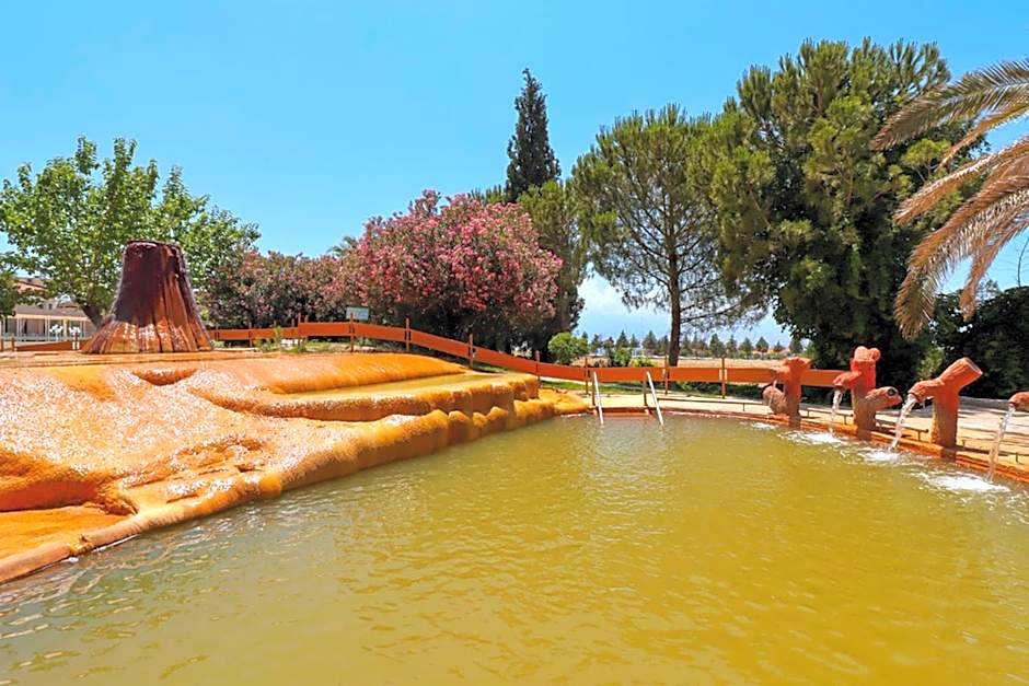 Lycus River Thermal Hotel