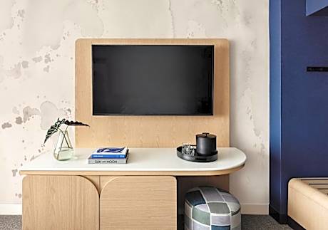 Essential Room