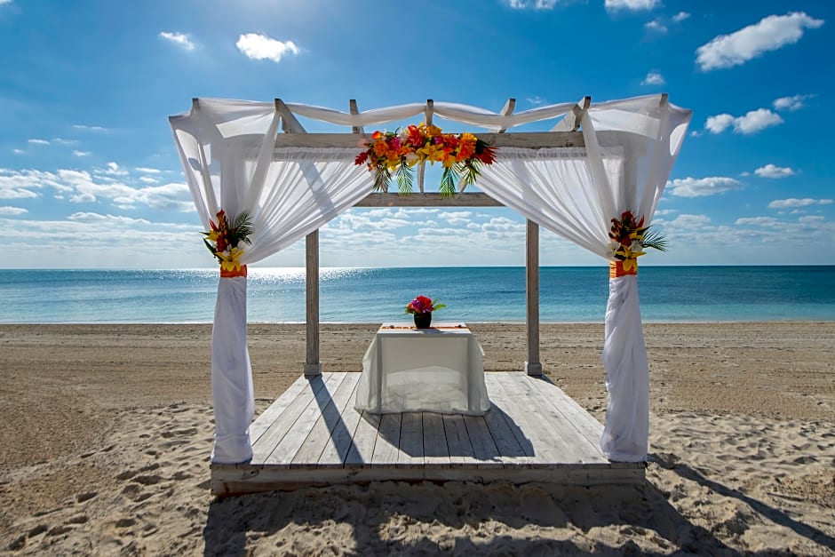 Viva Fortuna Beach by Wyndham, A Trademark All Inclusive