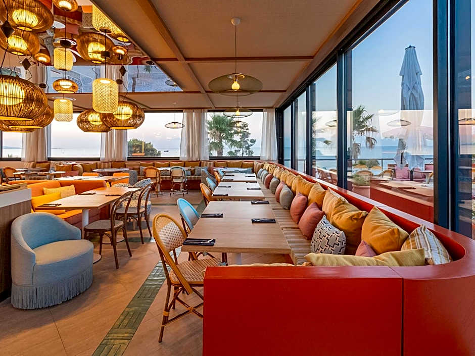 Mercure Villeneuve Loubet Plage