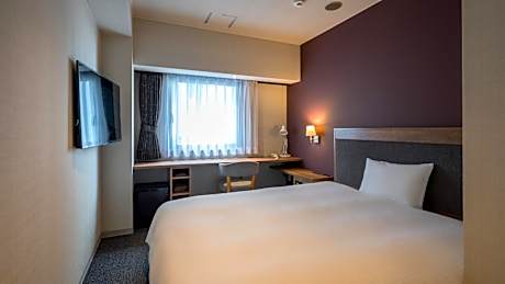 Single Room - Non-Smoking