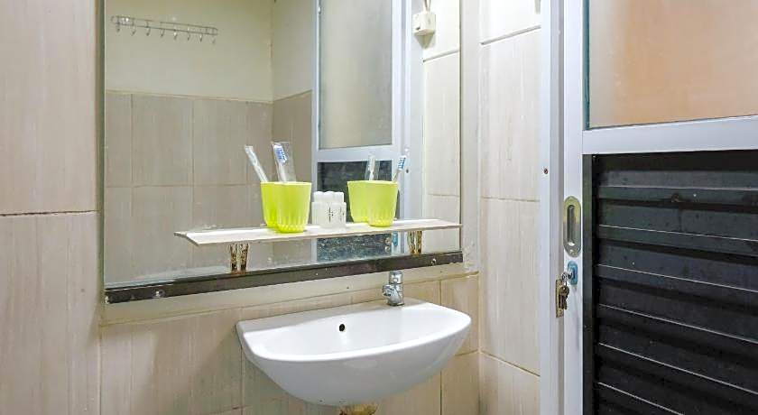 Sans Hotel Havila Bengkulu
