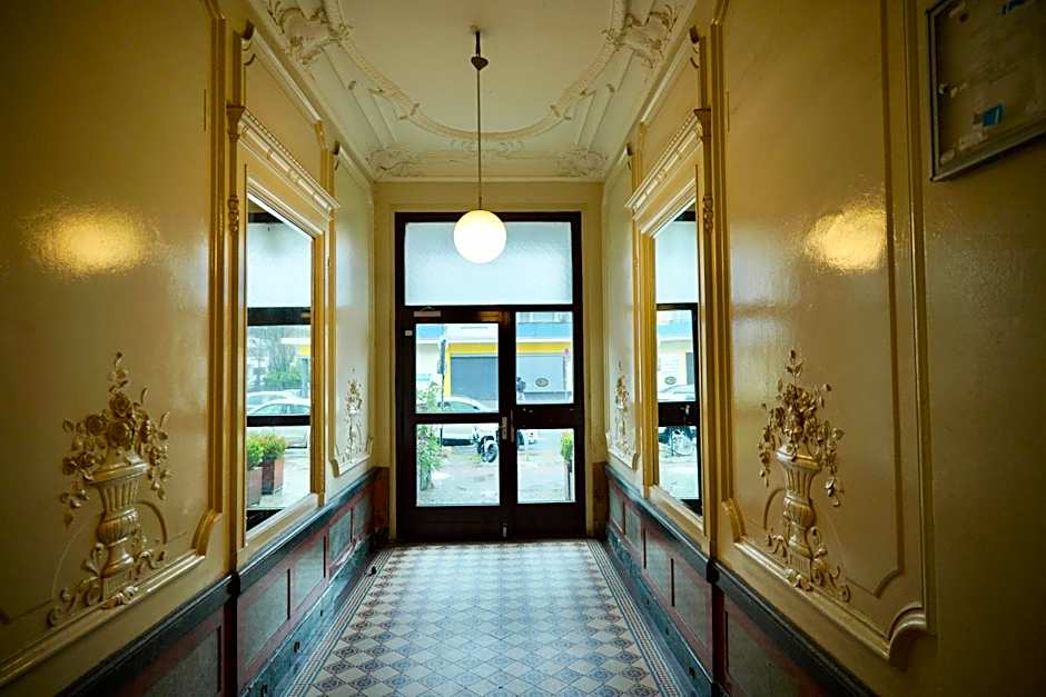 Hotel Pension Bernstein am Kurfürstendamm