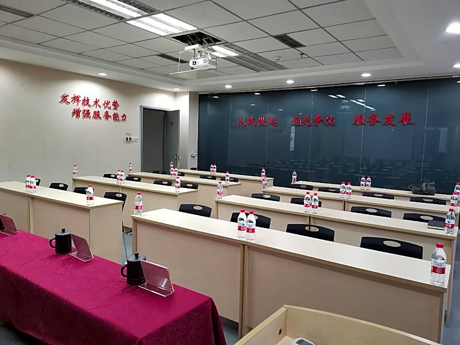 James Joyce Coffetel Chongqing Huangnibang Subway Station