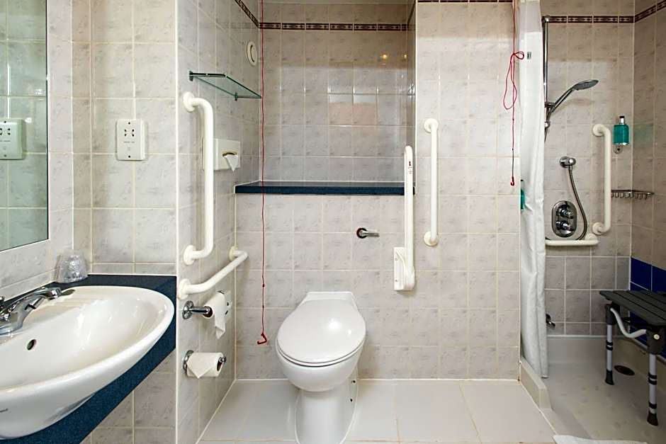 Holiday Inn Express Peterborough By IHG