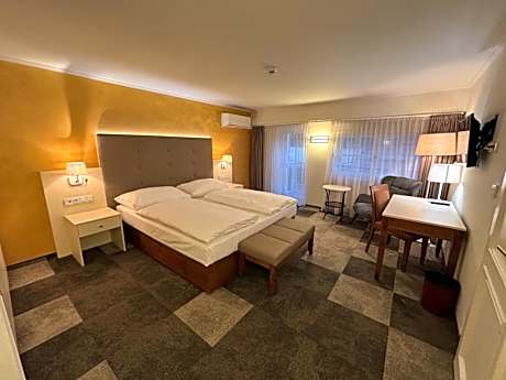 Double Room with Terrace