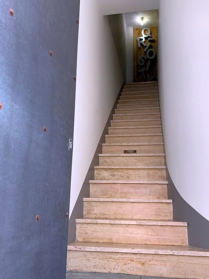 Q-riosity boutique rooms