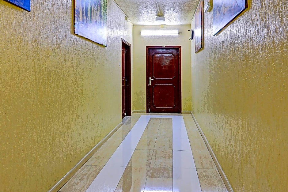 OYO 795 Al Karawan Hotel