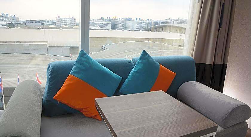 Novotel Bangkok Impact Hotel